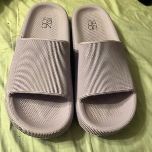 No Boundaries Lavender Mules